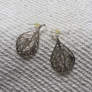 NWOT silver color dangle earrings